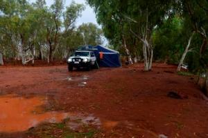 Camping in the rain at the Asburton River(1)