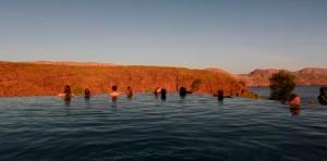Infinity Pool - Lake Argyle Caravan Park