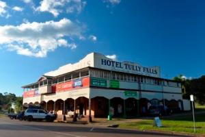 Tully Falls Hotel - the highest pub in Queensland